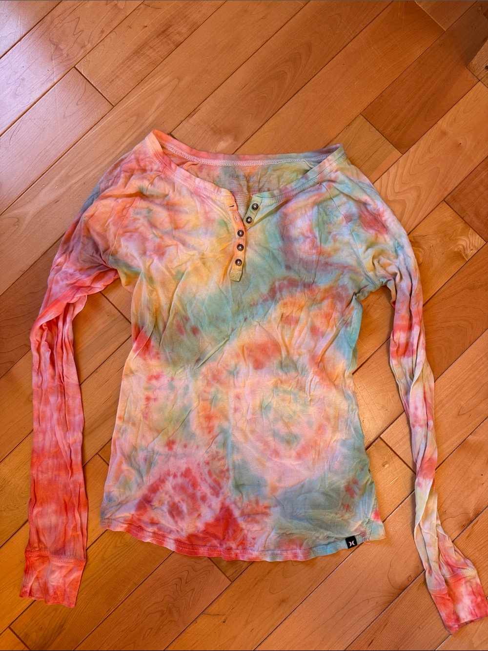 Hurley Tie-Dye Long Sleeve Henley